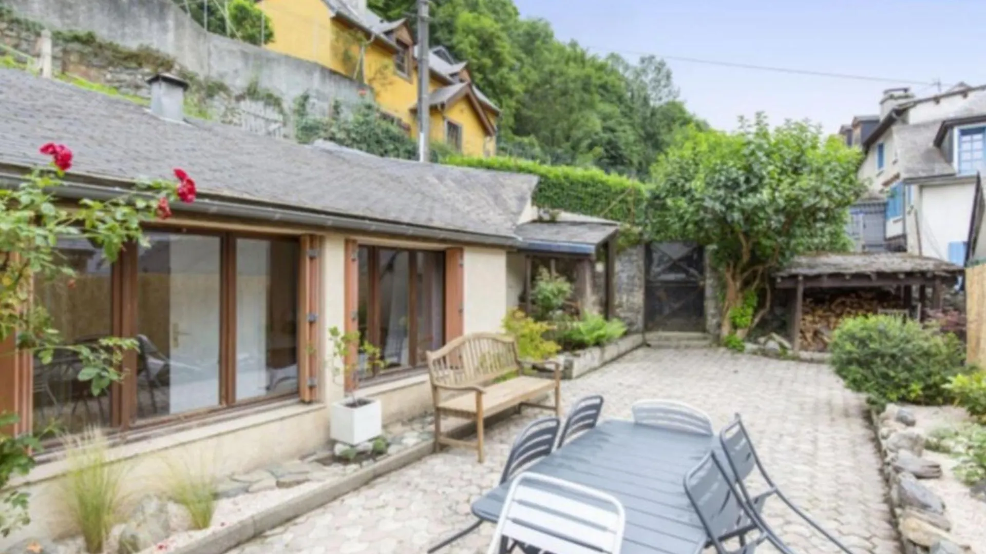 Casa vacanze Maison Cauterets, 8 pièces, 10 personnes - FR-1-401-234